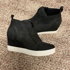 EUC black wedge sneaker booties